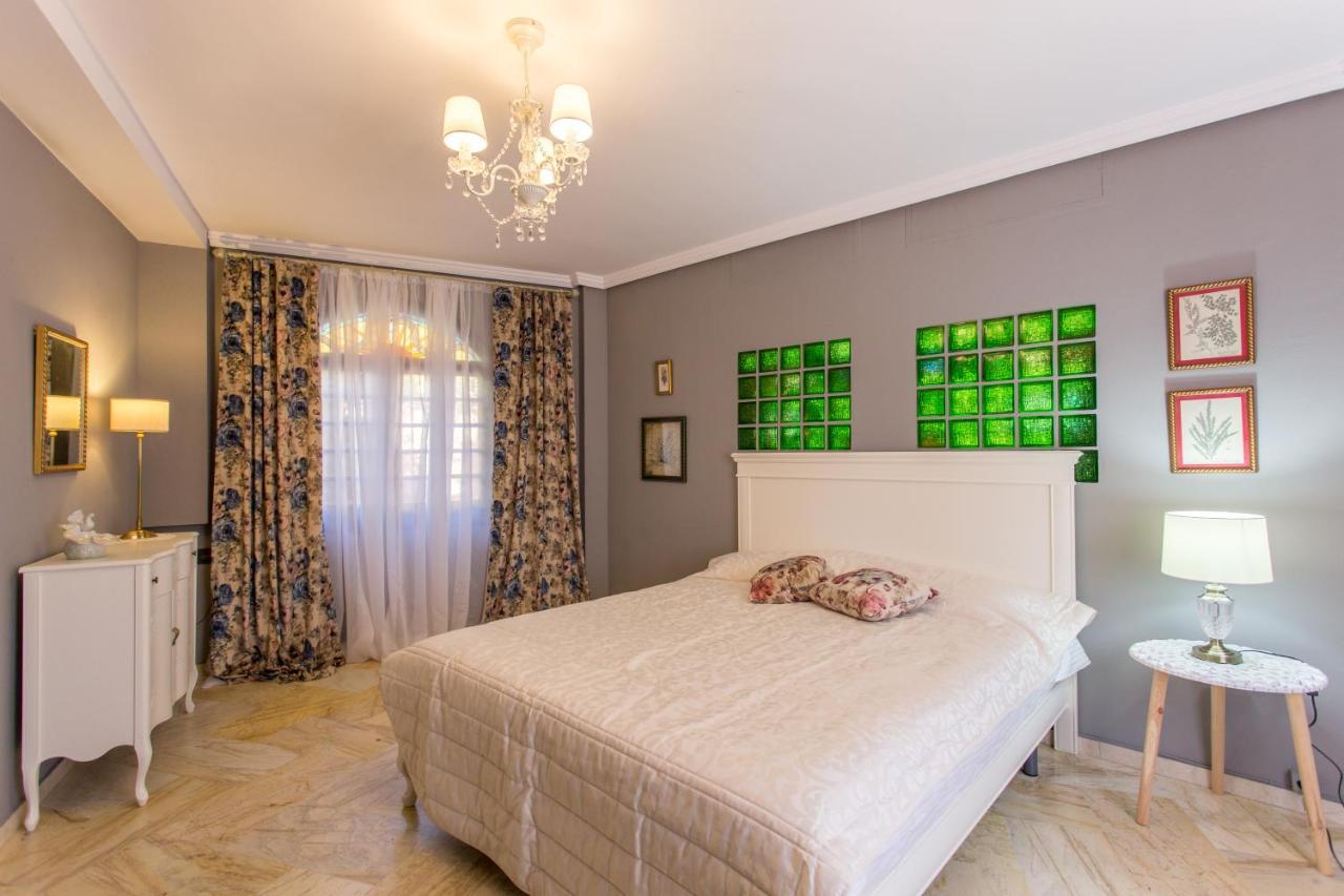 Gaudi Style Apart-hotel Náquera