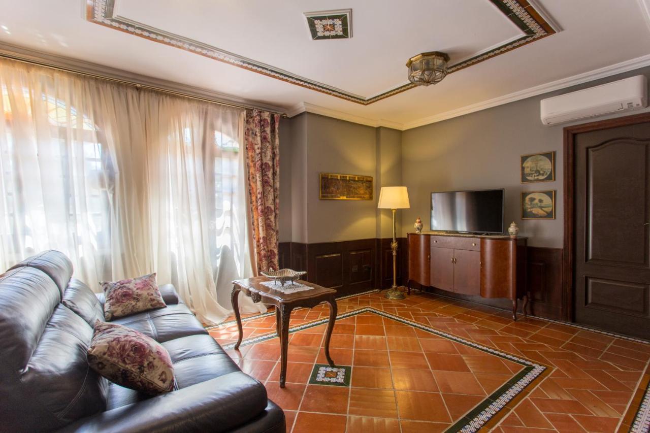 Gaudi Style Apart-hotel Náquera